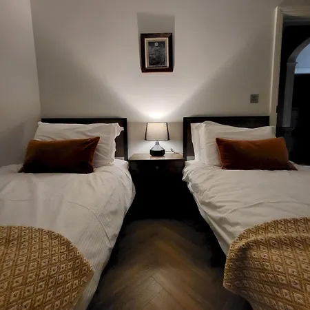 Apartment Aldwark Mews Place